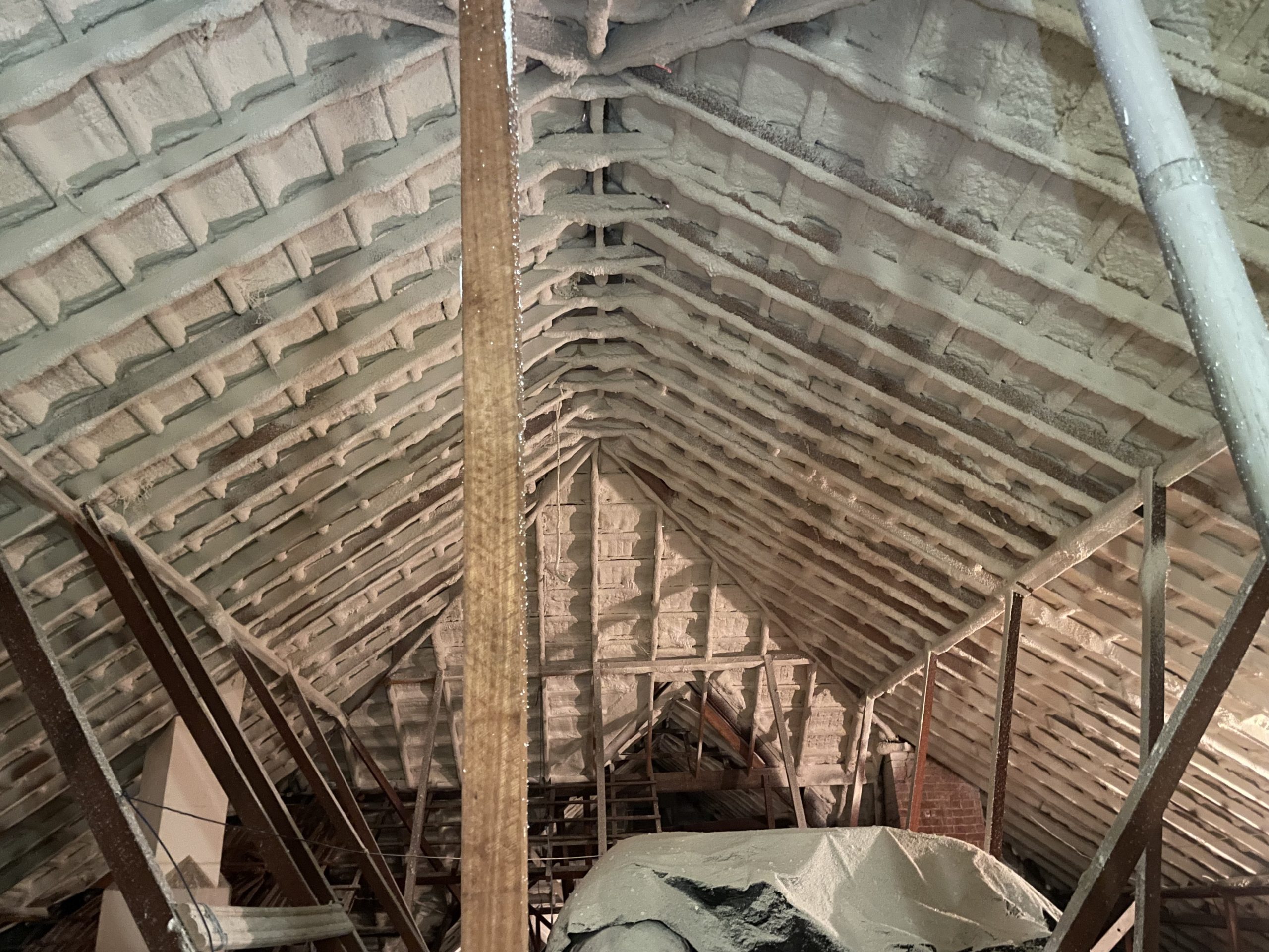 Roof and Ceiling Insulation Best Options for Australian Homes [2025]